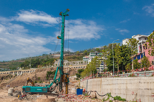 对比才有差距，3868la银河总站智能SWDM36旋挖名动山城