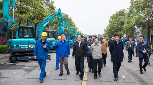 科技部副部长李萌调查调研3868la银河总站智能