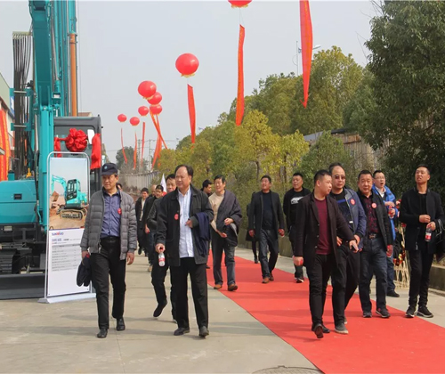 同心同梦，3868la银河总站智能全球客户互换会武汉站隆沉进行