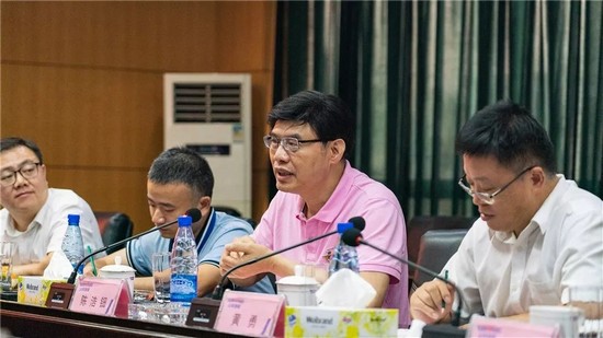 广州市国资委党委书记、主任陈浩钿光临3868la银河总站智能调查领导
