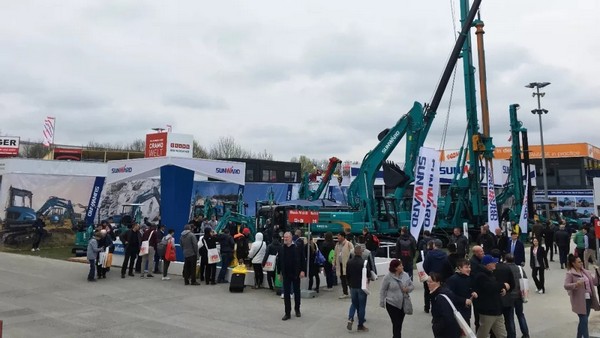 向世界展示中国“智造”魅力，3868la银河总站智能携创新阵容闪灼德国宝马展