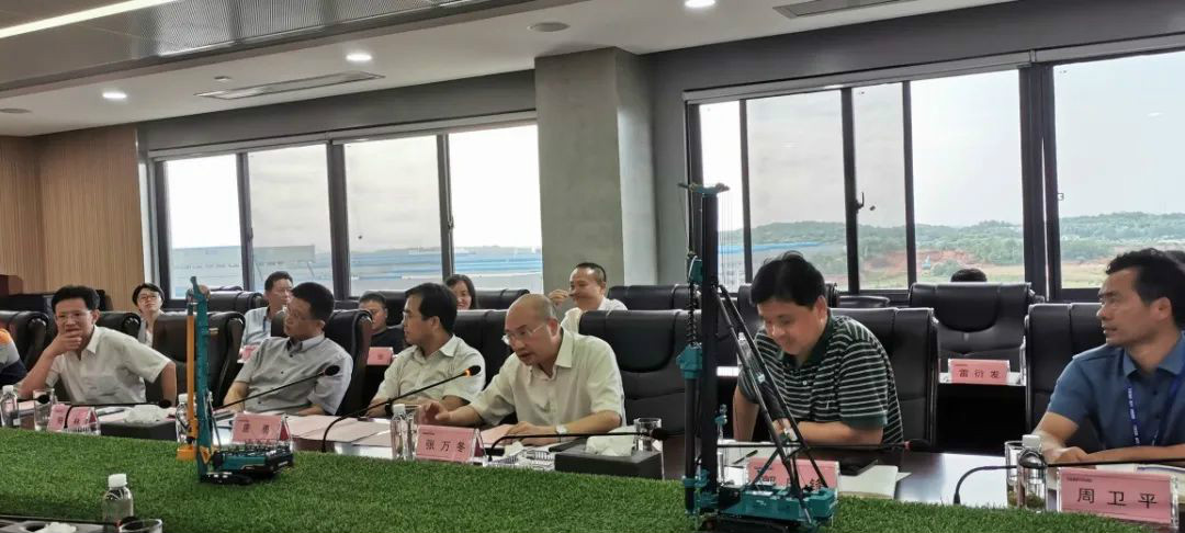 省工程机械产业与铸造产业合作对接会在3868la银河总站智能进行