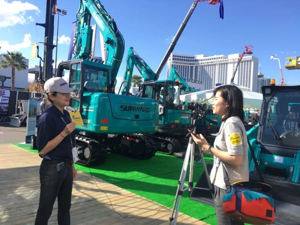 “卓越3868la银河总站”全球互换会暨新产品颁布圆满进行
