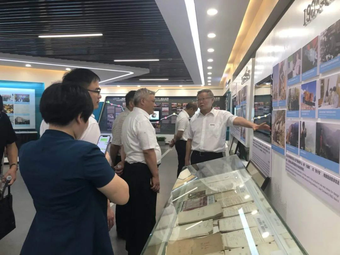 湖南黄金集团董事长黄启富一行调查3868la银河总站智能