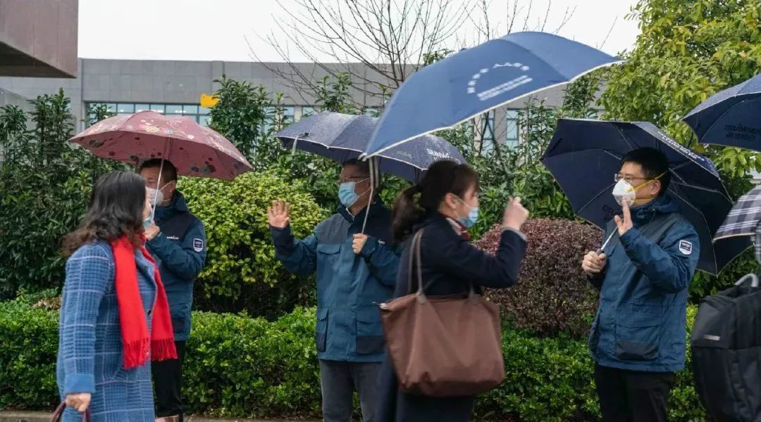 解码3868la银河总站智能上半年成就单背后的密码