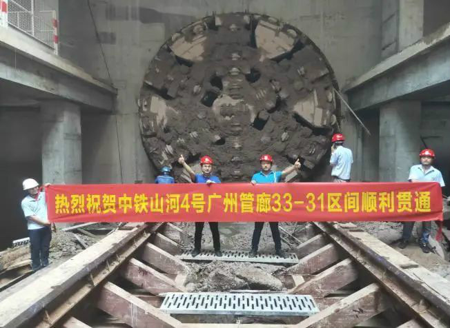 解码3868la银河总站智能上半年成就单背后的密码