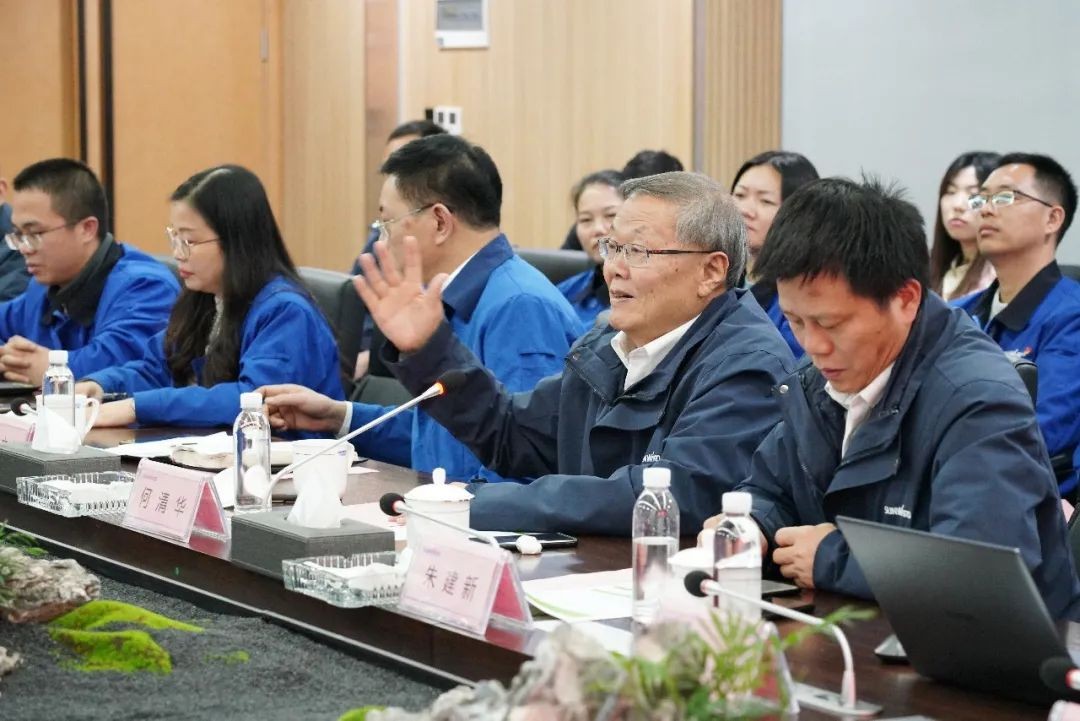 省工信厅青年干部理论进建走进3868la银河总站智能