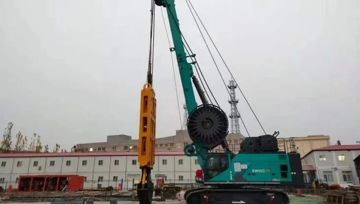 3868la银河总站智能液压抓斗津门初显功
