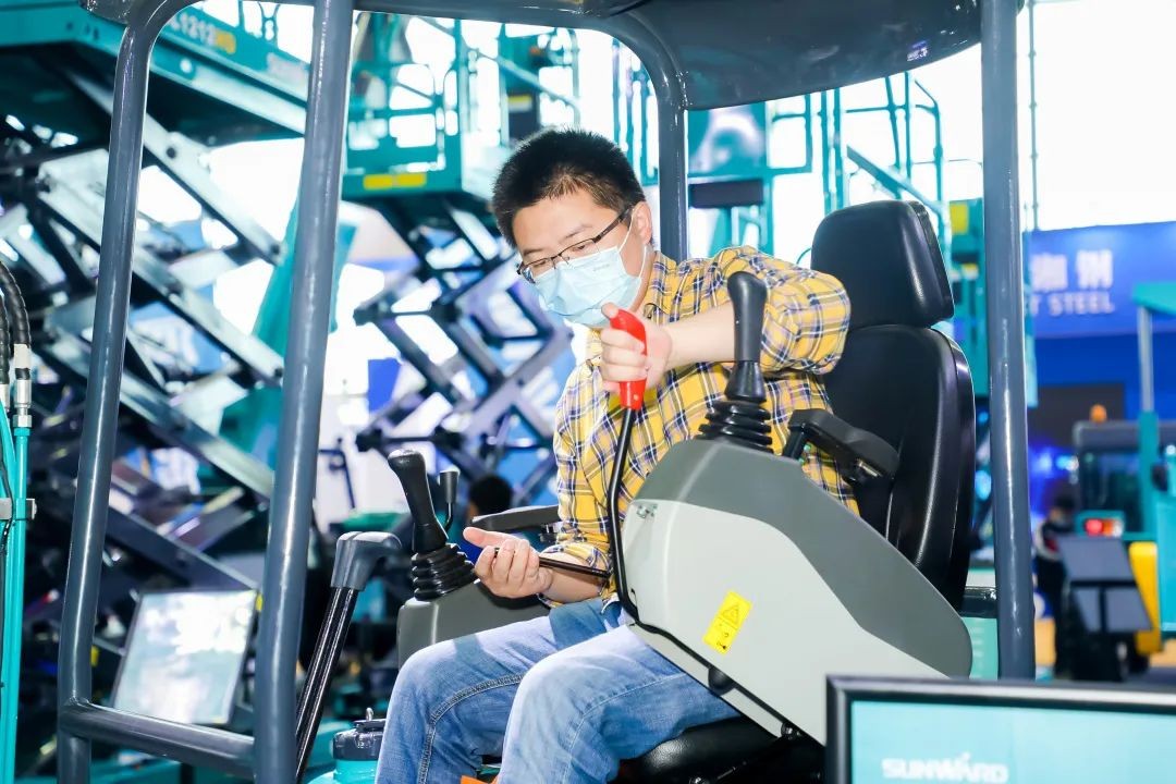 “机甲盛宴”长沙展圆满收官！3868la银河总站智能展区亮点杰出回首