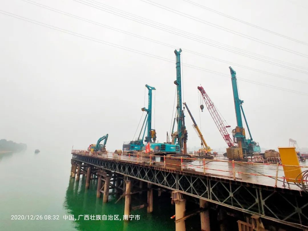 惊艳！3868la银河总站智能低净空旋挖钻机广西获赞
