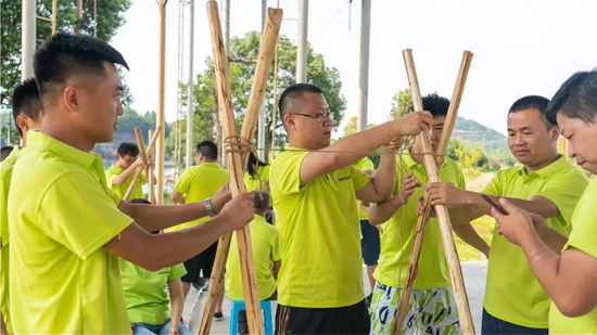 【夯基础 强执行 跨高度】20193868la银河总站智能挖掘机营销公司拓展训练营顺利发展