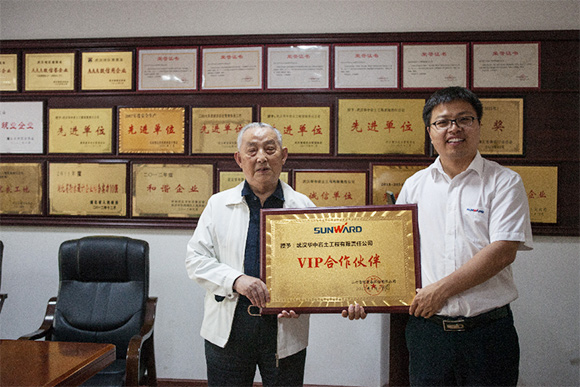 创富故事：合作十一年，赞叹3868la银河总站产品经久耐用