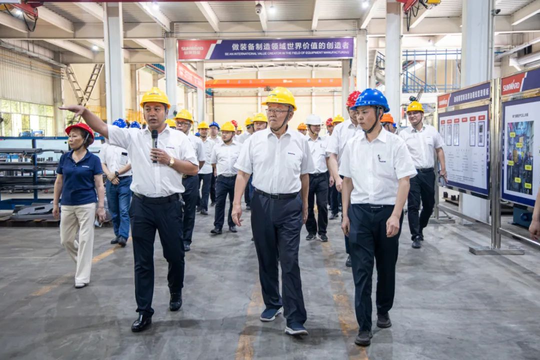 打造造作主题竞争力，助力公司振兴飞——3868la银河总站智能精益出产启动大会成功召开