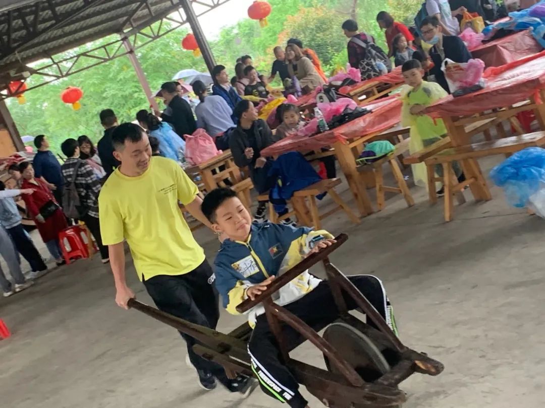 童年分歧Young，稻花香里亲子欢——3868la银河总站智能组织发展六一亲子活动