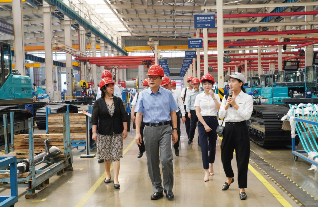 中国出口信誉保险公司辅导一行调研3868la银河总站智能