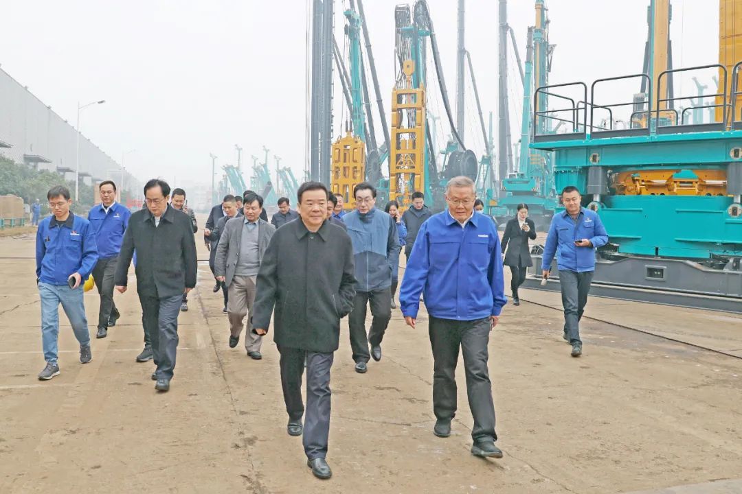 20220106091735_38989 湖南省副省长陈飞调研3868la银河总站智能