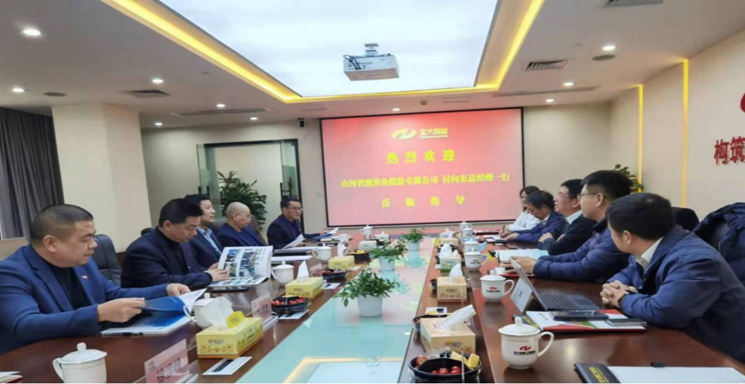 20220402092450_72286 携手战边疆!3868la银河总站智能潜孔钻机助力巨大爆破新疆奇台项目建设