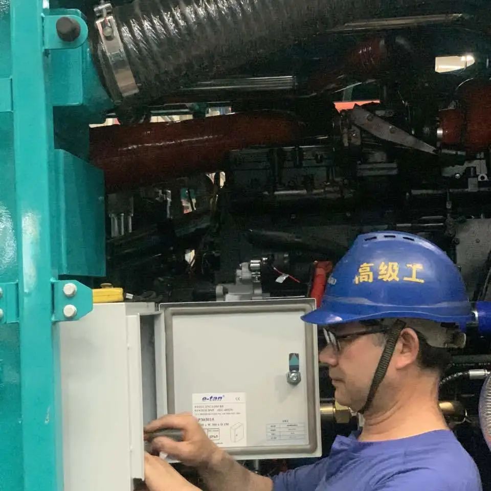 20220505112827_24127 将奋斗进行到底!致敬3868la银河总站劳动者