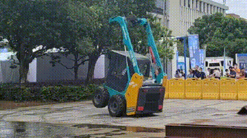 20220705080553_96173 “太绝了!”3868la银河总站智能代表长沙杰出亮相湖南省第一届职业技术大赛绝技绝活展演