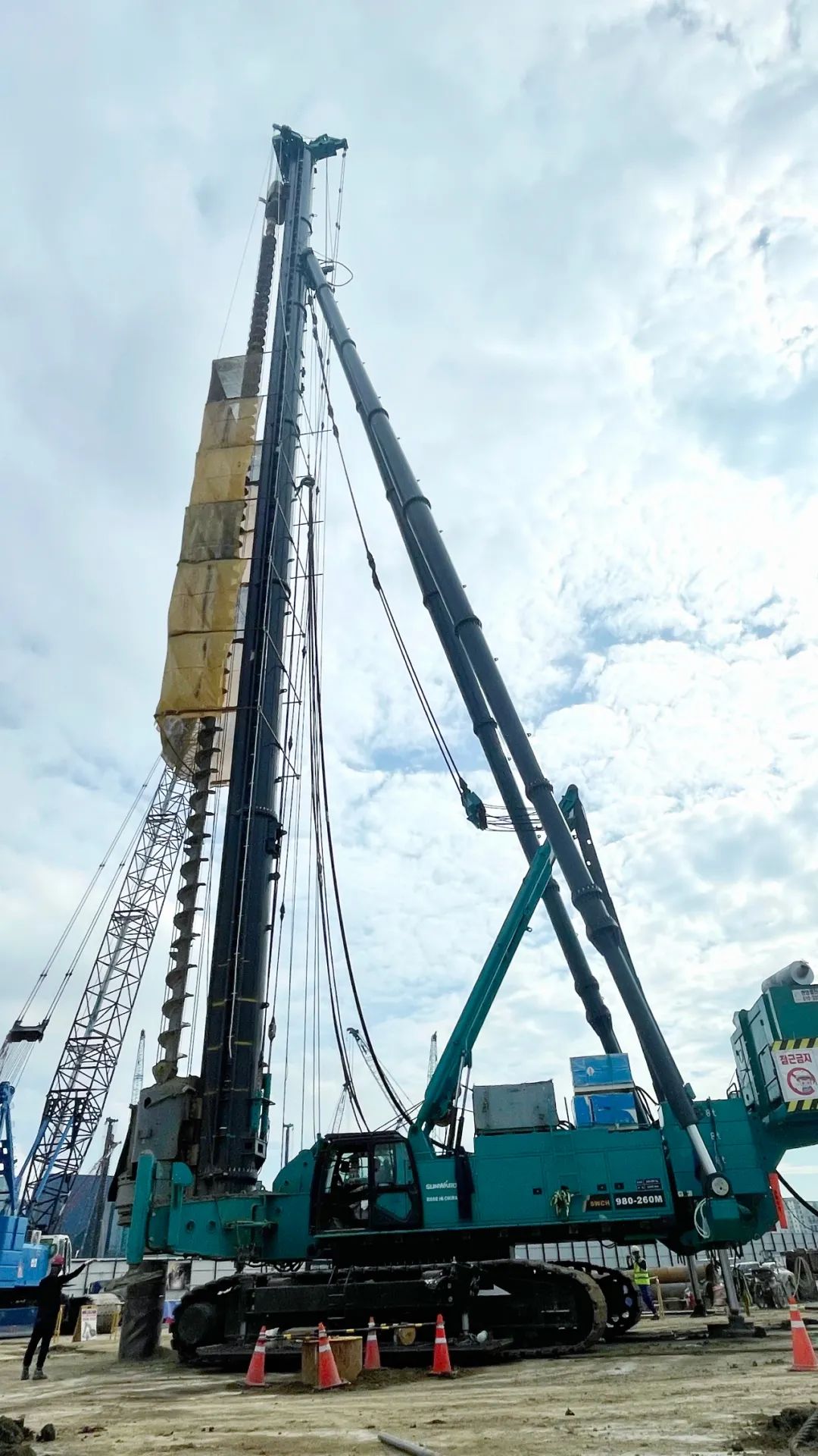 20220721084335_63320 “全球最高桩架」馗露头角!3868la银河总站智能实力助建韩国首尔麻古MICE综合园区
