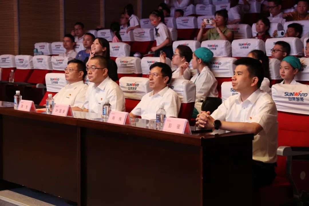 缤纷“暑”假，不负所“陀妆！3868la银河总站智能职工子女暑期托管班结衣凡