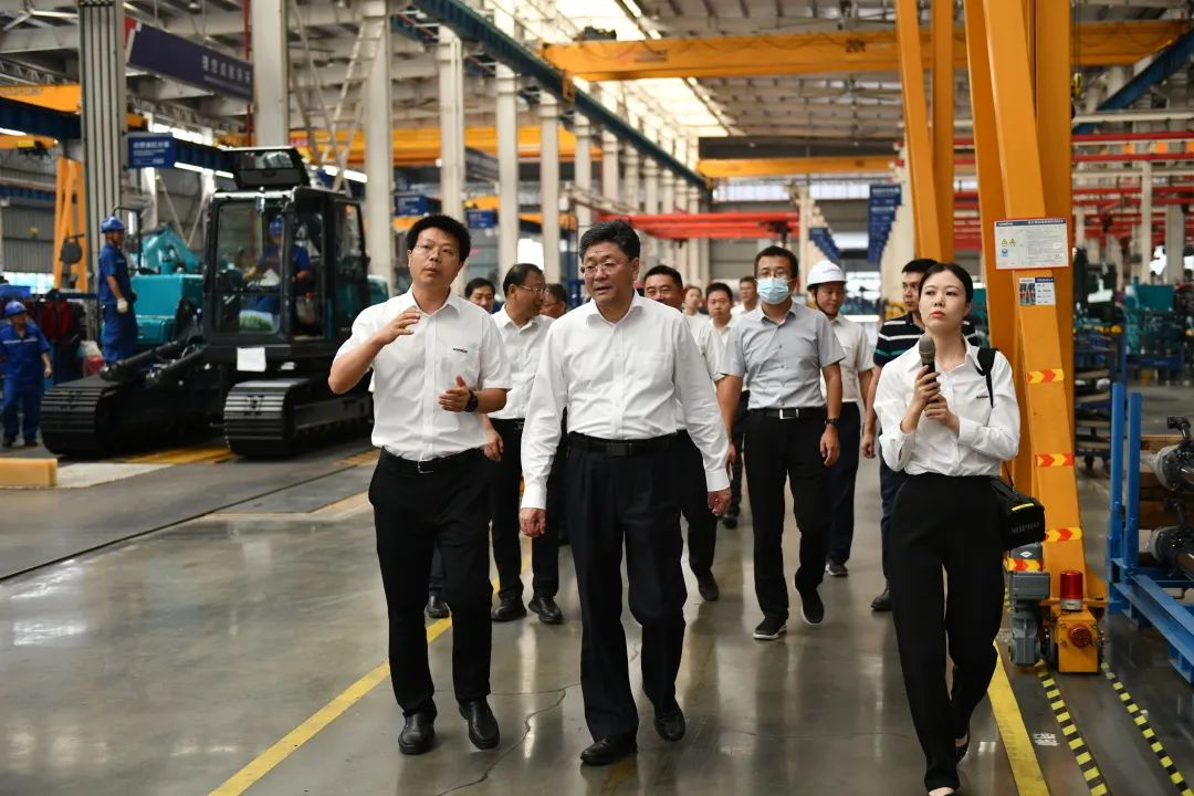 20220905103412_76882 国度应急治理部郭治武局长一行调查3868la银河总站智能无人化应急接济设备