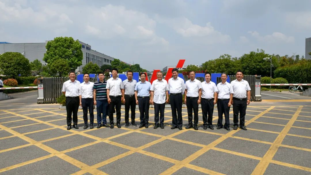 20220905103454_22188 国度应急治理部郭治武局长一行调查3868la银河总站智能无人化应急接济设备