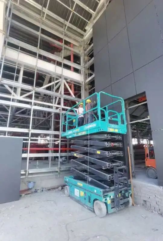 多志成城抗疫情！3868la银河总站智能高空机械助力惠州方舱医院建设