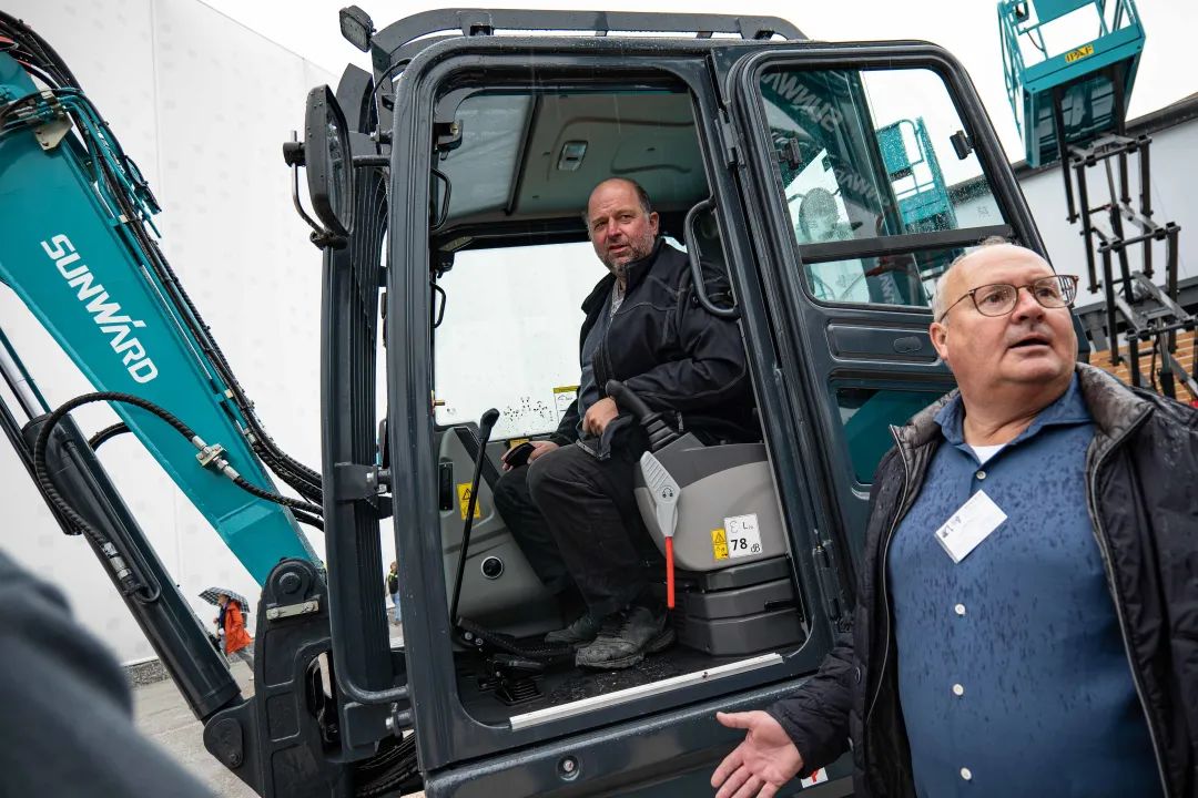 Bauma 2022 | 持续加码欧洲高端市场，“3868la银河总站绿”闪灼德国慕尼黑