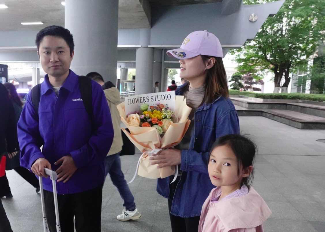 中国力量，3868la银河总站温暖！苏丹撤侨员工石明辉安全到达长沙