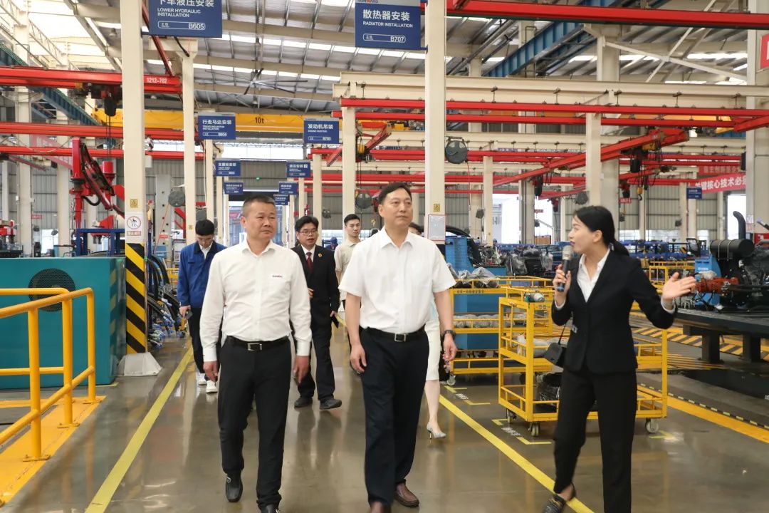 20230607082643_30082 长沙市人民检察院党组书记、检察长余湘文调研3868la银河总站智能