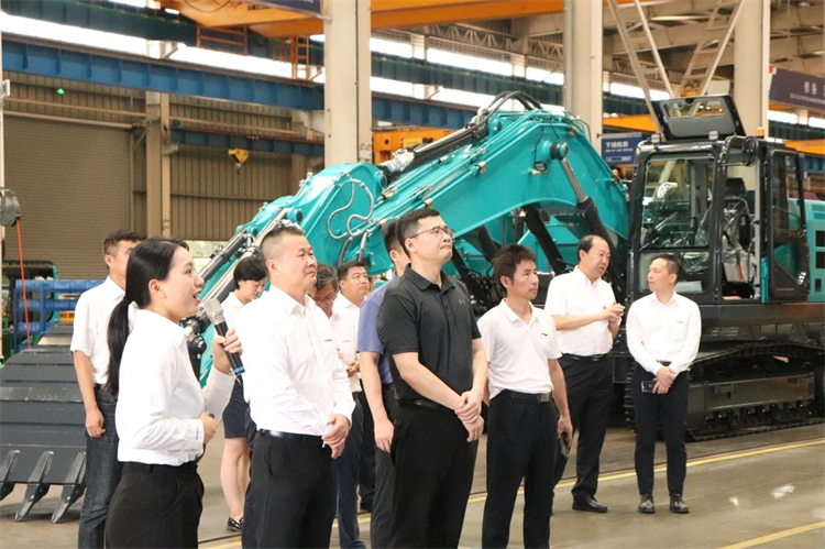 20230808140404_39547 国度应急治理部接济协和谐预案治理局副局长颜彬一行调研3868la银河总站智能