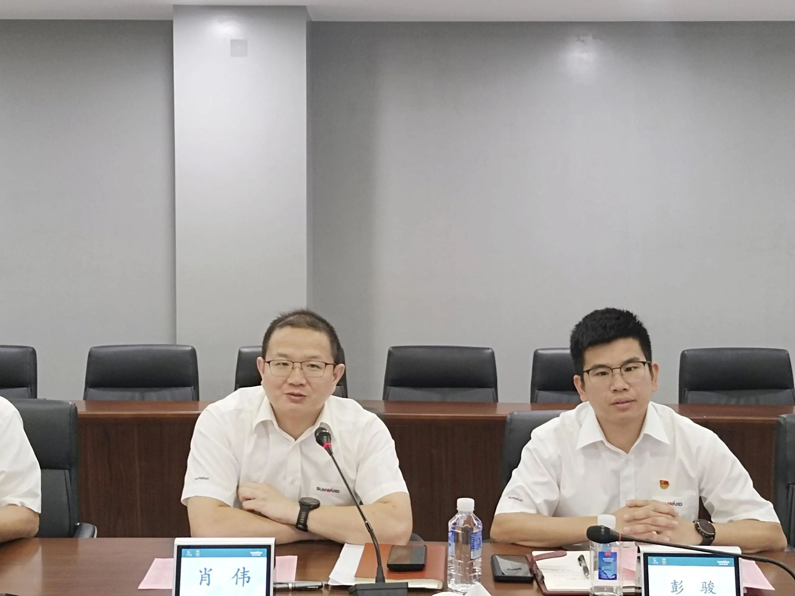 畅谈心声，共话将来！这场应届毕业生员工座谈会，很暖，很贴心！