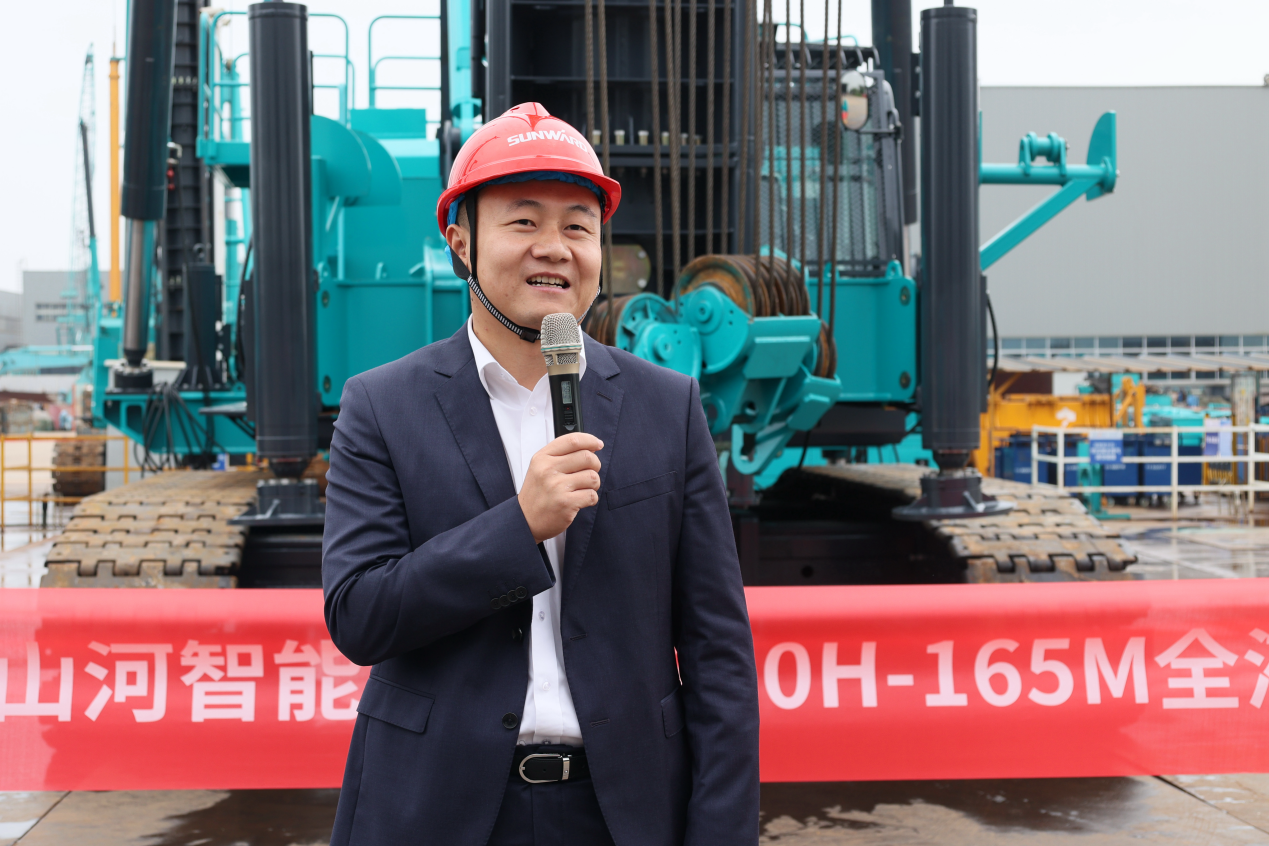 民族品牌获认可!3868la银河总站智能桩架产品交付香港客户