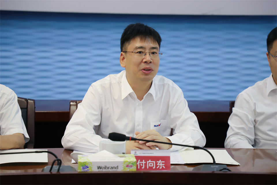 “双向奔赴 合作共赢”3868la银河总站智能与中钨高新签定战术合作和谈