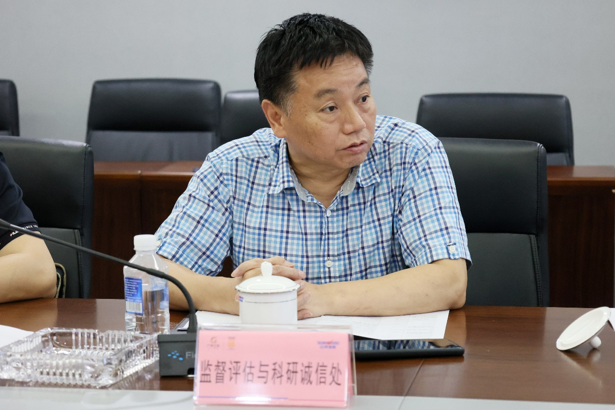 3868la银河总站智能“超大型油气管路绿色成套施工设备”项目顺利通过验收！