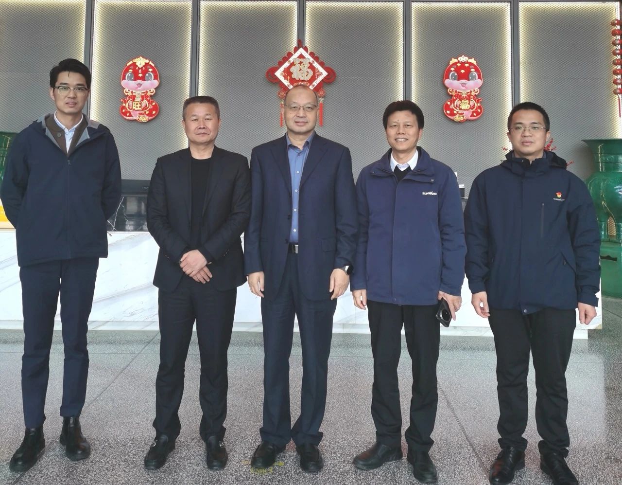 中国工程机械工业协会秘书长吴培国到访3868la银河总站智能