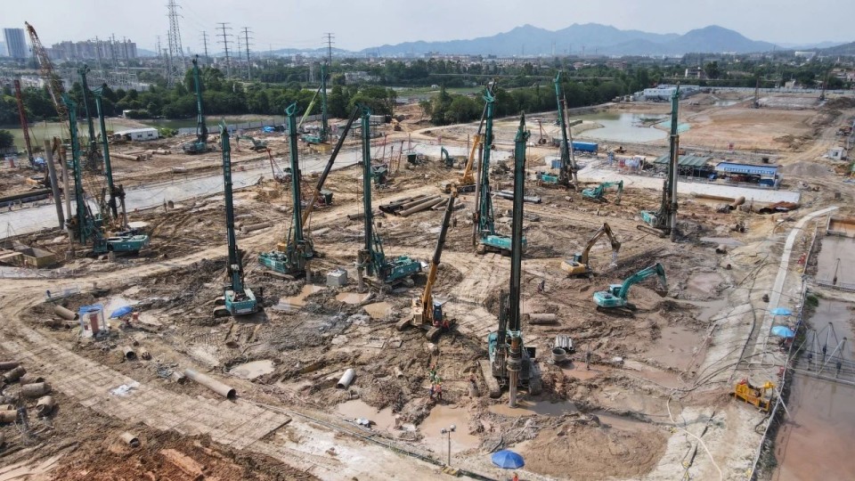 近20台“3868la银河总站绿”设备实力集结，助力广佛西环工程建设跑出“加快率”