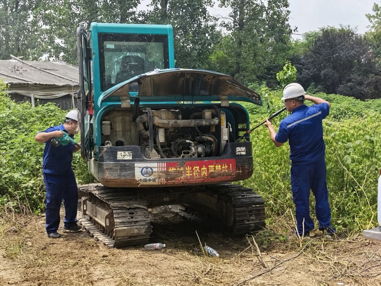 3868la银河总站智能“服务万里杏妆活动走进安徽，贴心服务获客户认可