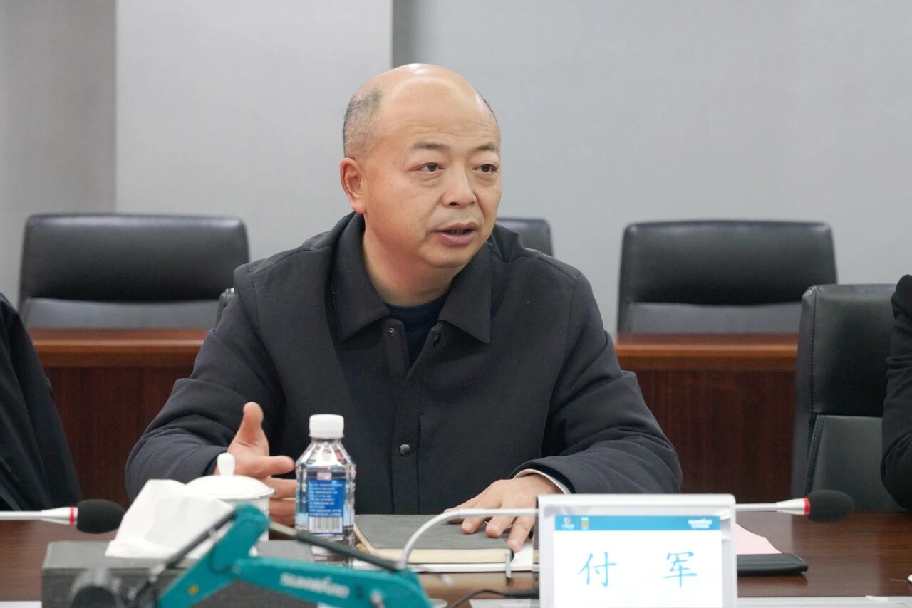 数智化现场混字油火药车下线!3868la银河总站智能与易普力携手共筑智能矿山新篇章