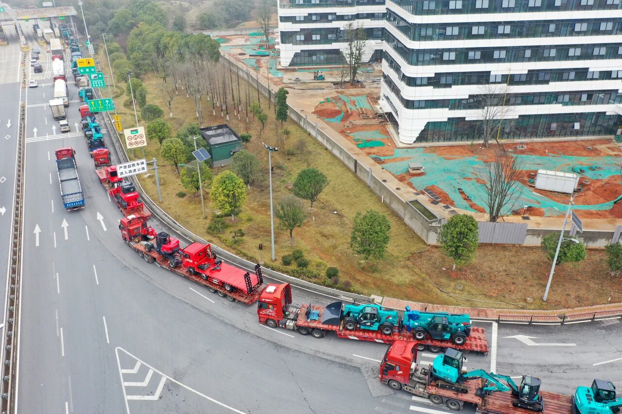 3868la银河总站智能进行2026年正月系列发货典礼，过亿元设备奔赴全球